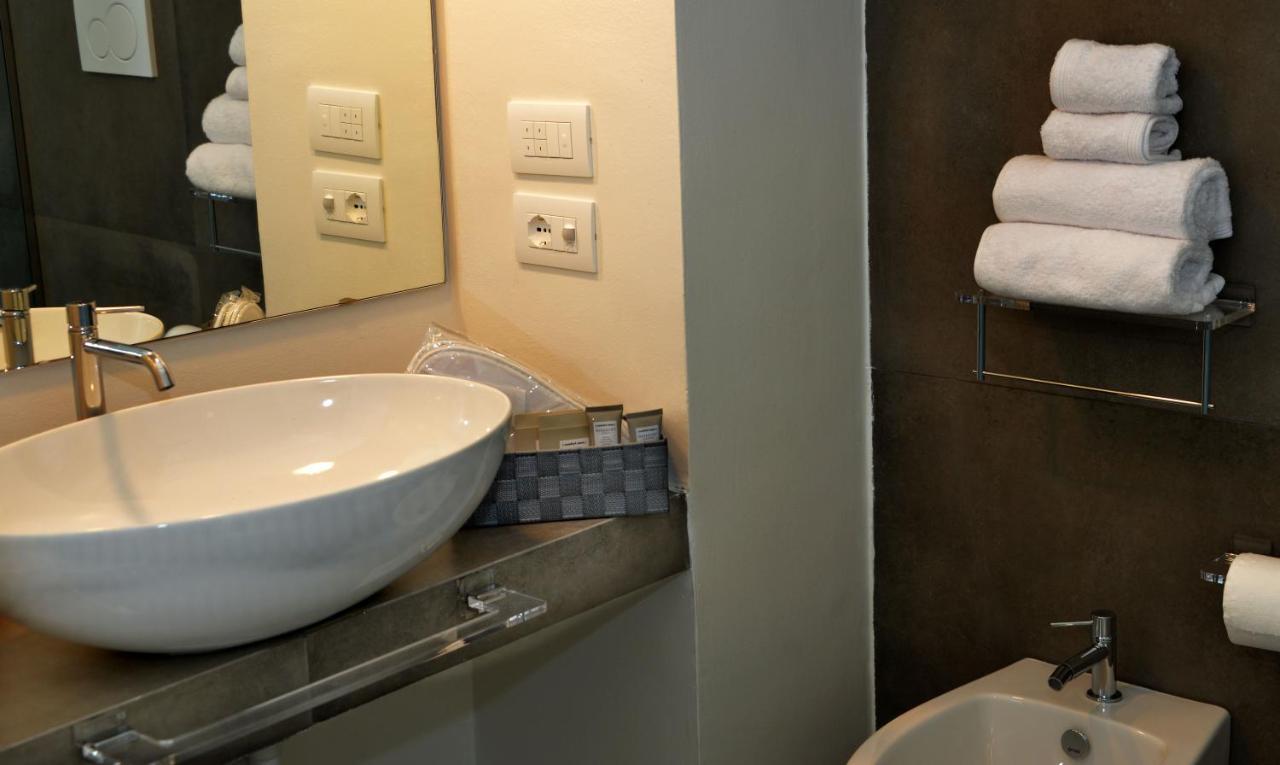 Sunshine Luxury Rooms Ostuni Eksteriør billede